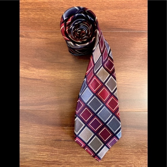 Like New AXCESS Silk Necktie - Picture 1 of 10